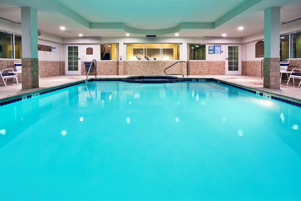 Holiday Inn Express Hotel & Suites Grand Rapids-North By Ihg Walker Facilidades foto
