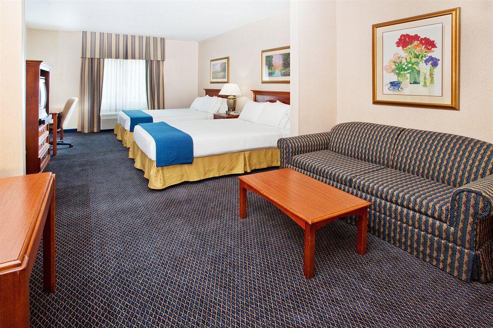 Holiday Inn Express Hotel & Suites Grand Rapids-North By Ihg Walker Quarto foto